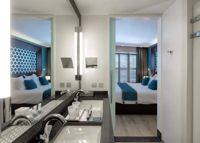 Hotel Dux